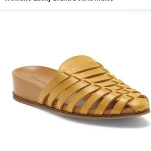Lucky Brand Sandals Size 7